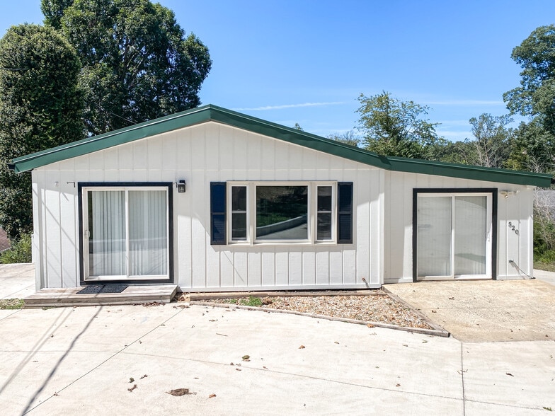 Freshly painted outside with parking in front - 520 Timberlake Dr