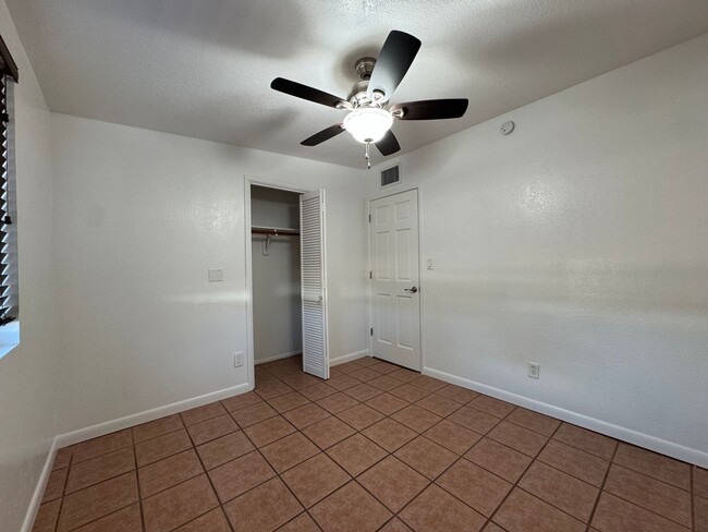 Building Photo - 3BR/2BA/2CG, with POOL, 1,396 sq.ft. renta...