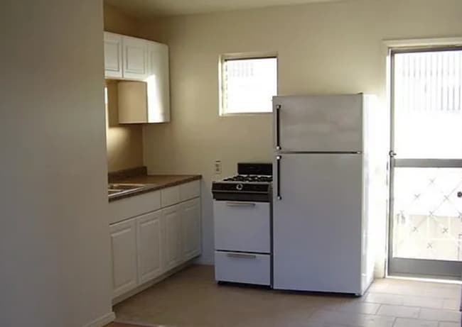 Building Photo - Paradise Manor Condo for lease