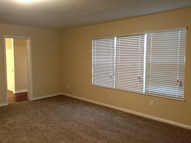 Building Photo - 6385 Matcumbe Way