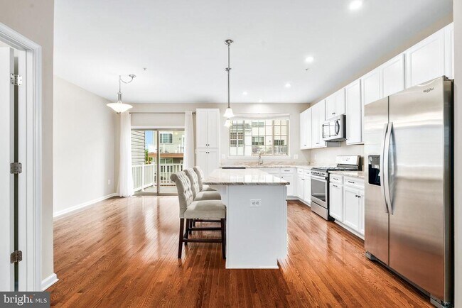 Building Photo - 8479 Randell Rdg Rd