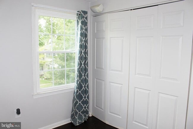 Building Photo - 2055 S Lincoln St