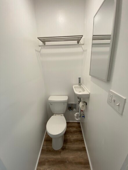 Building Photo - 23 Union Ave