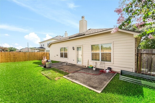 Building Photo - 3511 Cypress Village Dr