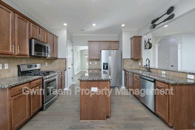 Building Photo - 1199 Harvest Brook Dr NE
