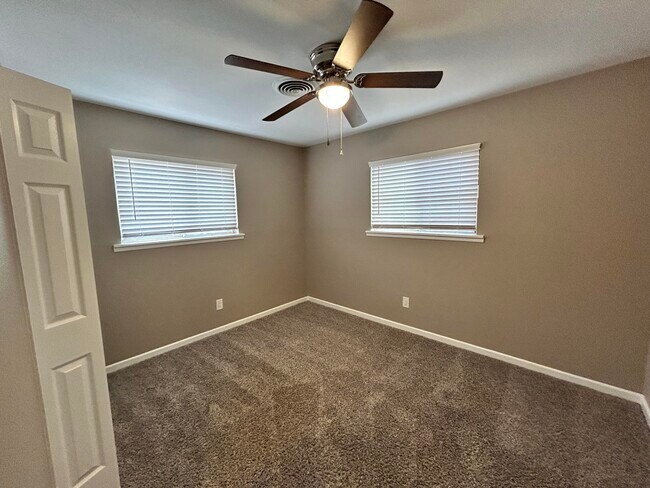 Building Photo - 2119 57th St