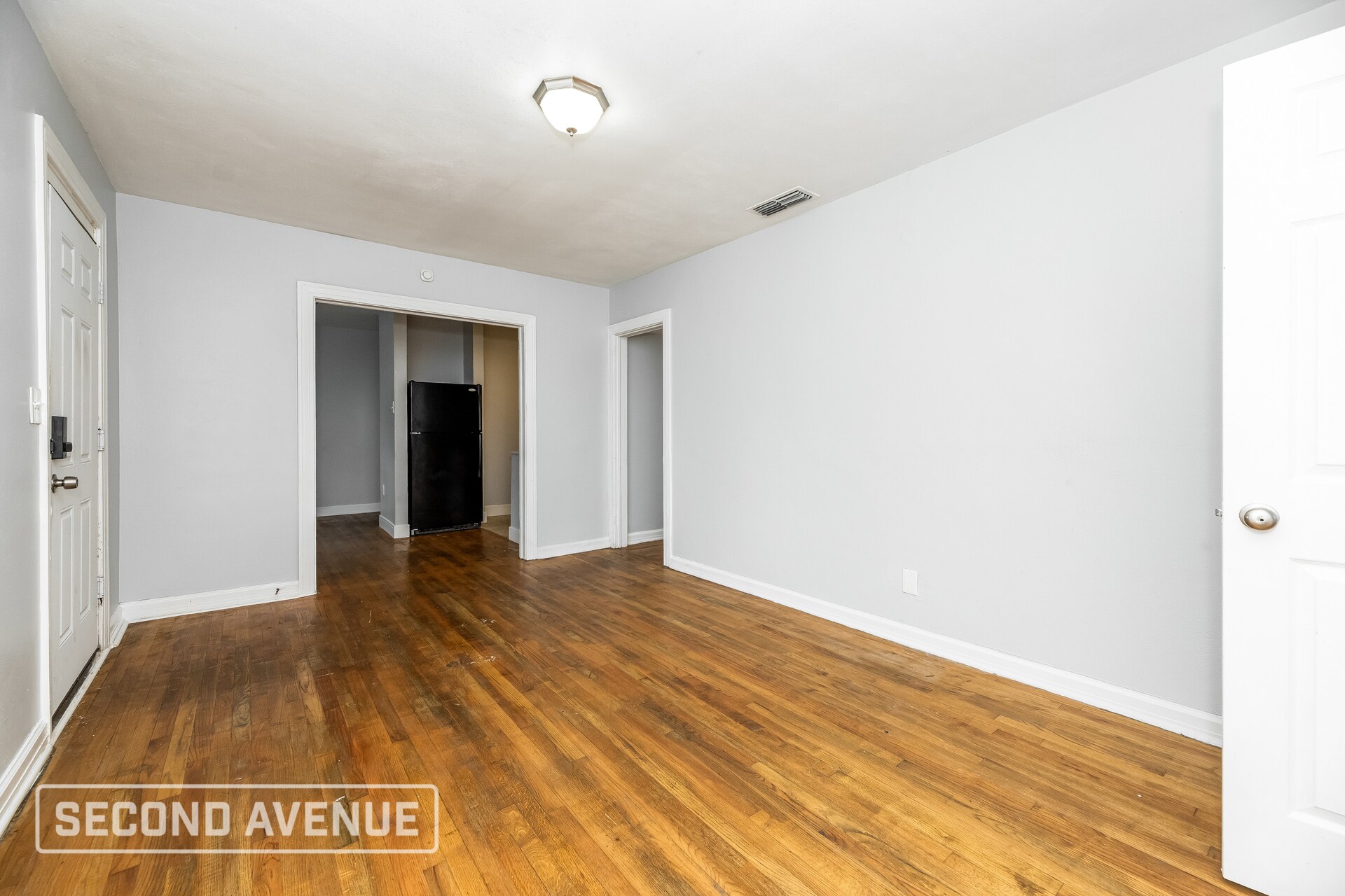 Building Photo - 2214 Wilson St