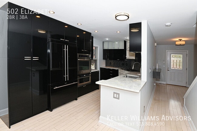 Building Photo - 502 Elizabeth-