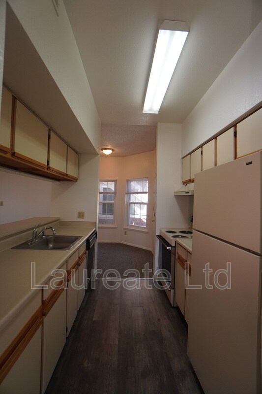 Building Photo - 4760 S Wadsworth Blvd