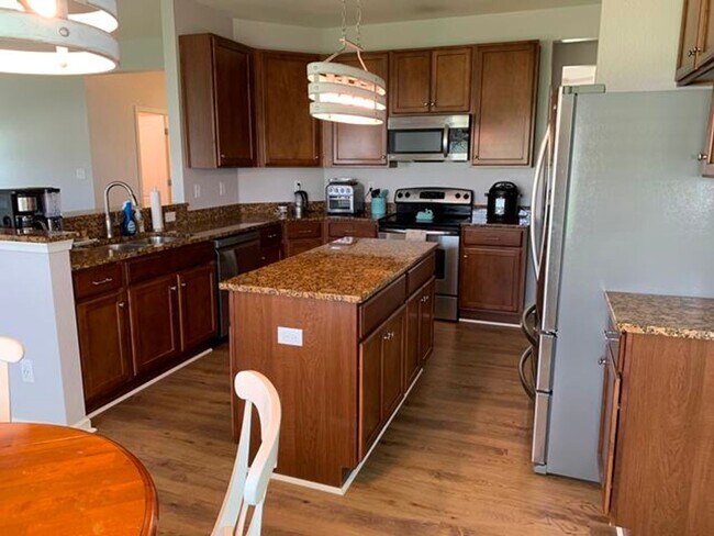 Building Photo - Creekside Estate Moyock Rental