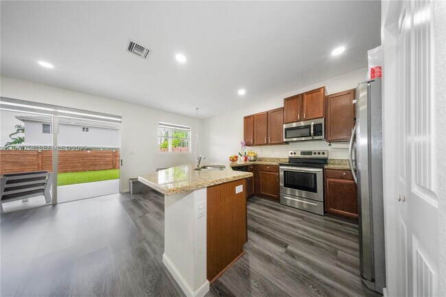 Building Photo - 12119 SW 253rd St