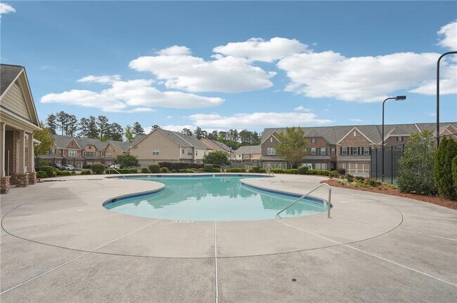 Building Photo - 6370 Shiloh Woods Dr