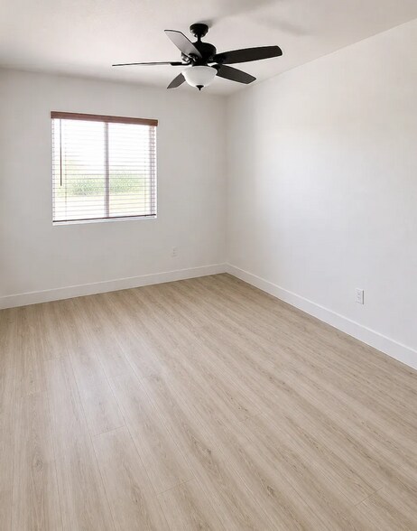 Building Photo - 15188 Riverview Ln