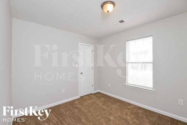 Building Photo - 1186 King Arthur Ct