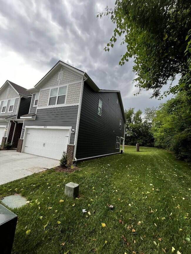 Building Photo - 5053 Percival Dr