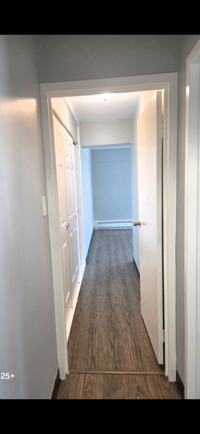 Building Photo - Lake Terrace Condominiums