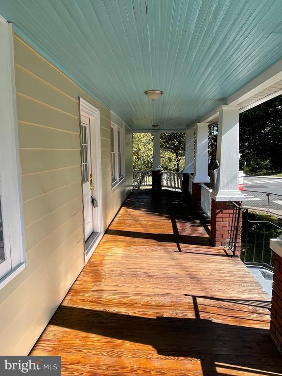 Primary Photo - 2501 11th St N