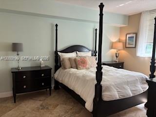 Building Photo - 5970 Indian Creek Dr