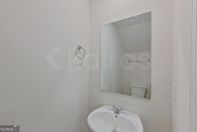 Building Photo - 366 Ironwood Ct