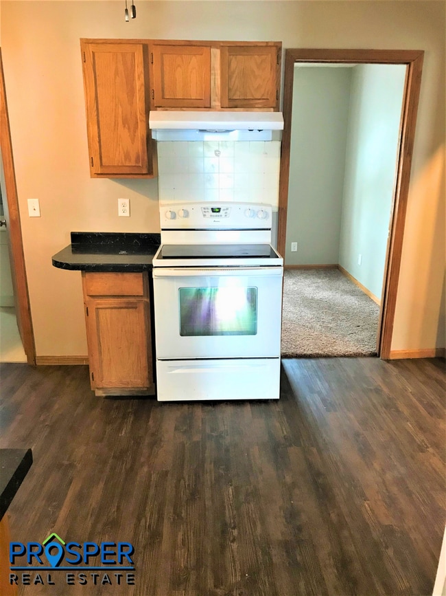 Building Photo - 407 East St