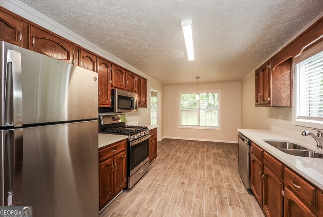 Building Photo - 1056 Whistle Dr