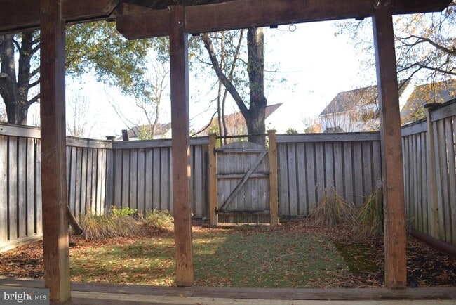 Building Photo - 3947 Valley Ridge Dr