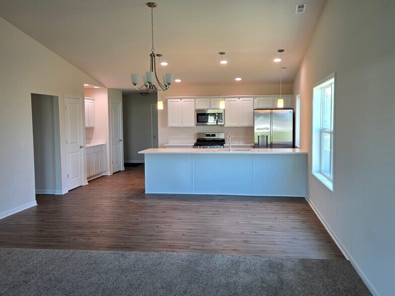 Building Photo - 4426 Squaw Valley Dr