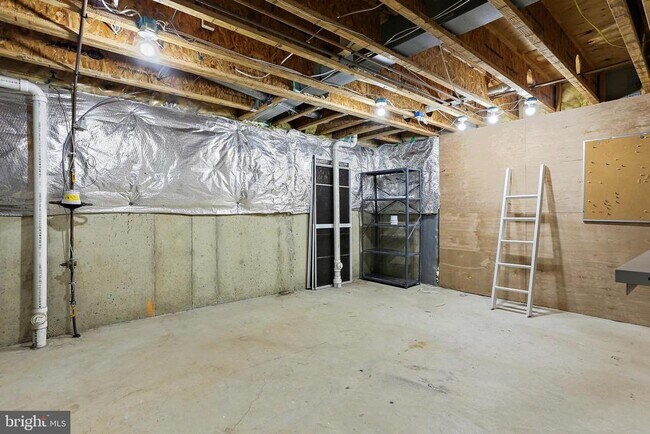 Building Photo - 8416 Cedarcreek Ct