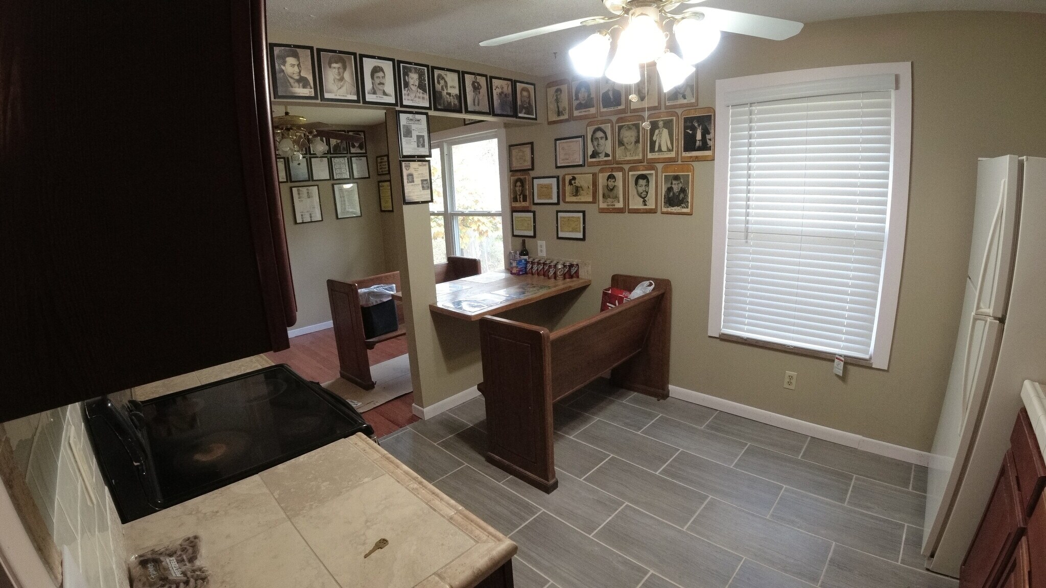 Building Photo - 1725 Pinebrook Dr