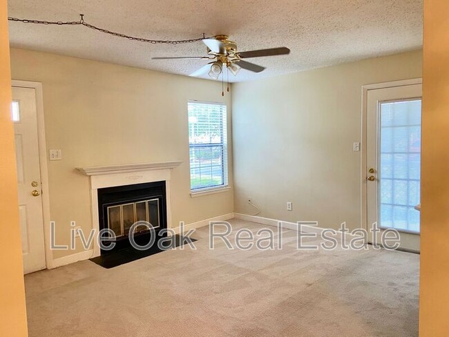 Building Photo - 4160 Thalia Station Cir