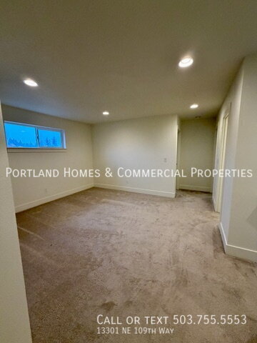 Building Photo - 13301 NE 109th Wy