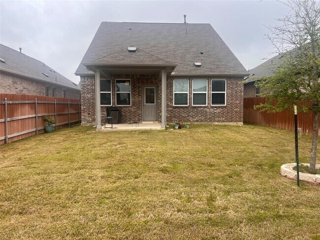 Building Photo - 1610 Purple Martin Dr