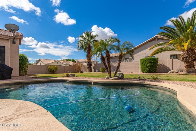 Building Photo - 2750 S Nolina Pl