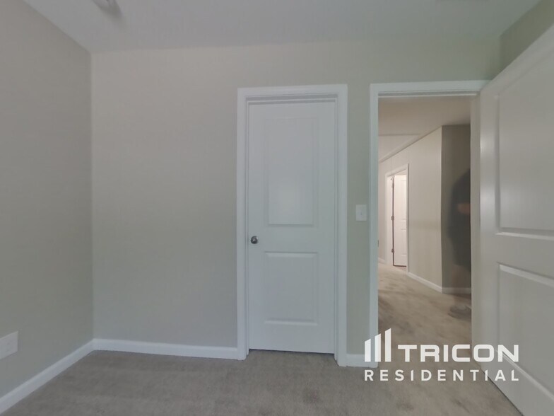 Building Photo - 2377 Proctor Creek Enclave