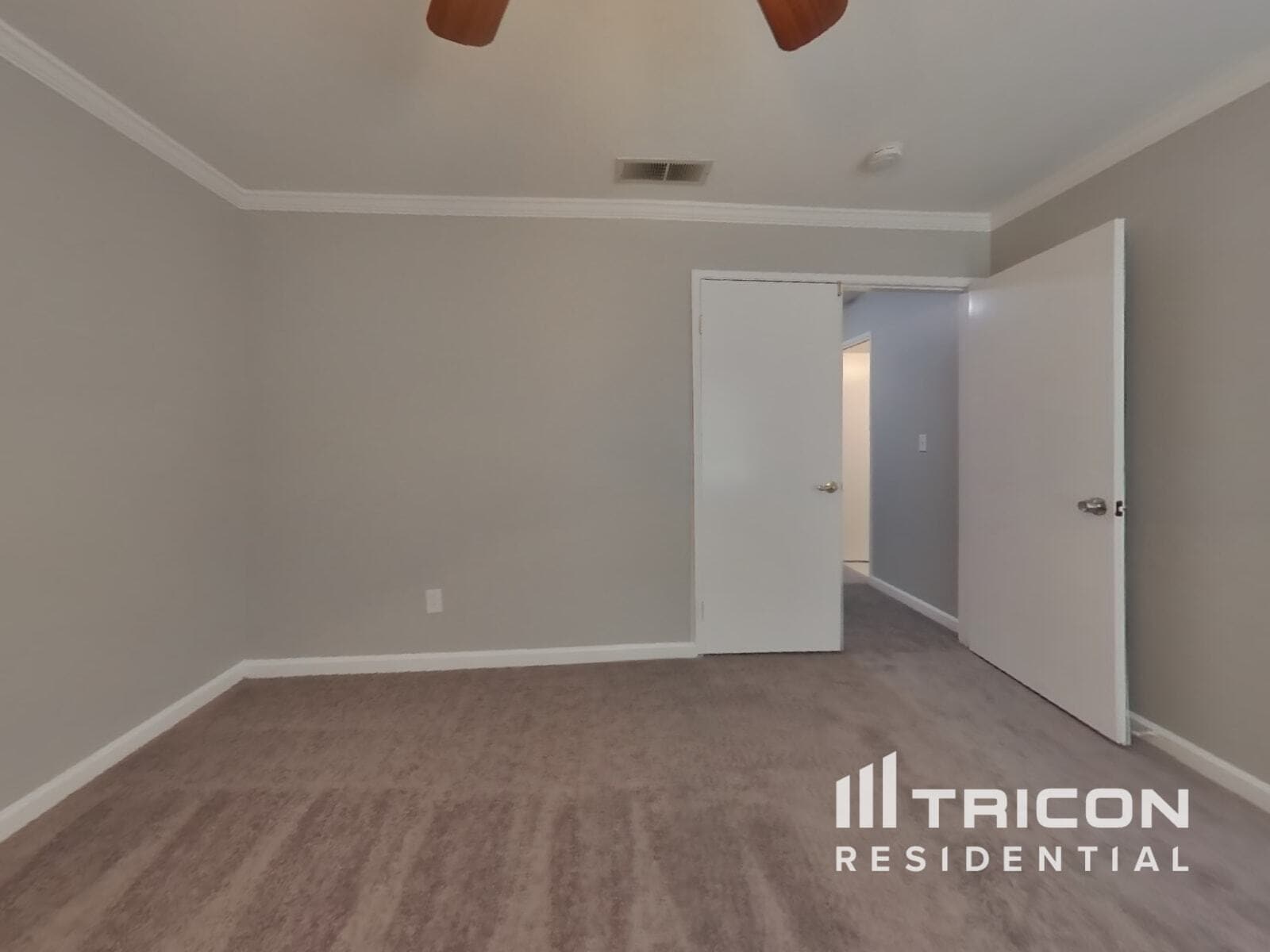 Building Photo - 3608 Fairbanks Way