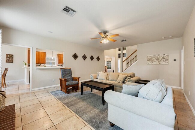 Building Photo - 309 N Carriage Hills Dr