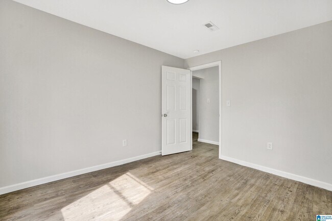 Building Photo - 5201 Mulga Ave