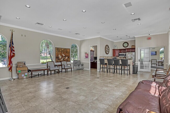 Building Photo - 3464 Commodore Ct