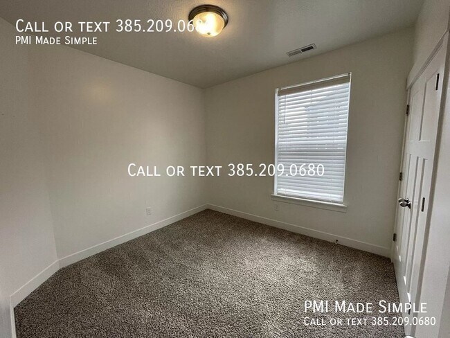 Building Photo - 1834 W Newcastle Ln