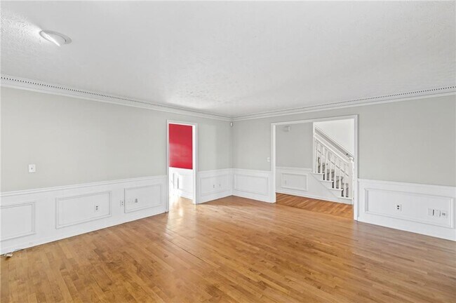 Building Photo - 118 Fitchburg Dr