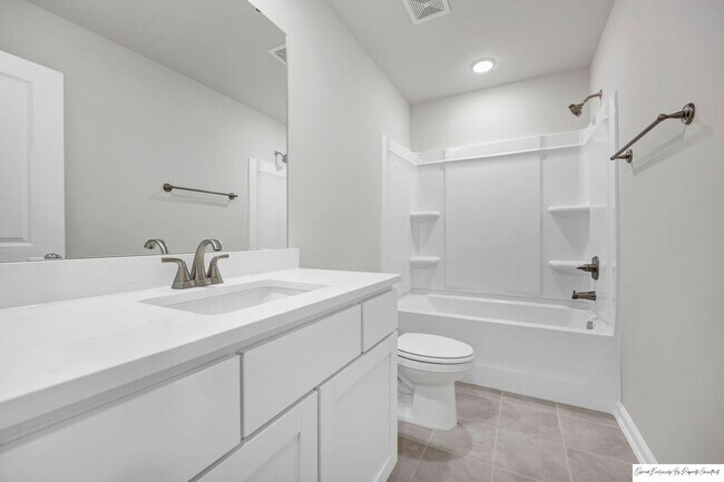 Building Photo - TOWNHOME LOCATED IN NORTHEAST COLUMBIA