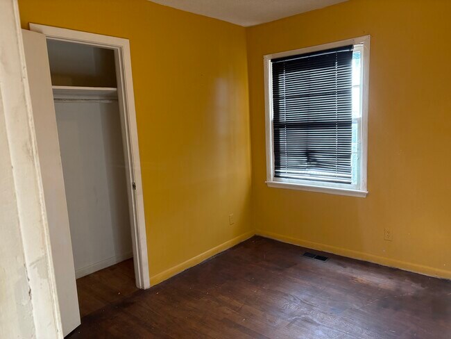 Building Photo - 125 Nelson Ave