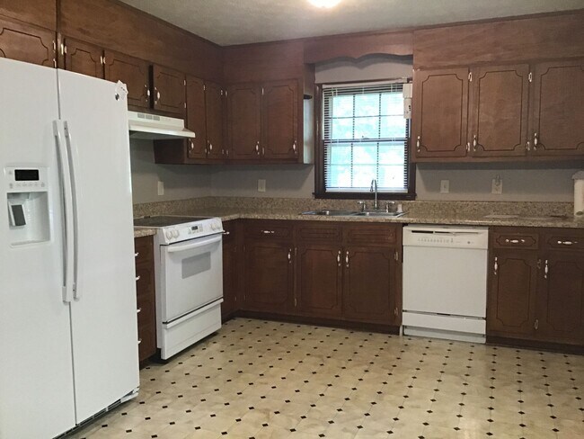 Building Photo - Dorsett6863