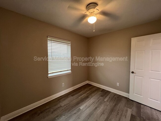 Building Photo - 3747 Berryhill Rd