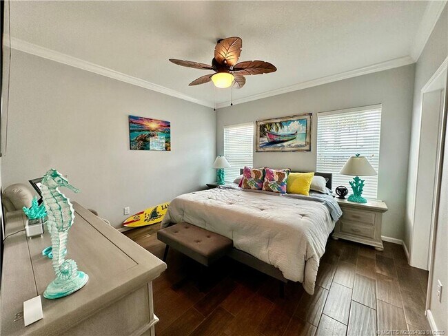 Building Photo - 91 NE Ocean Breeze Dr