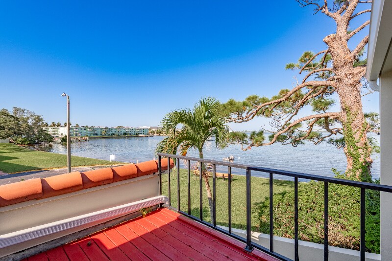 Building Photo - 2700 Bayshore Blvd