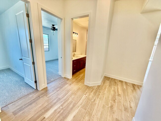 Building Photo - Brand New Four-Bedroom Home in Hurricane