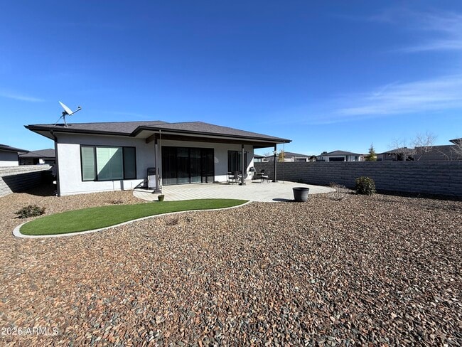 Building Photo - 5843 E Killen Loop