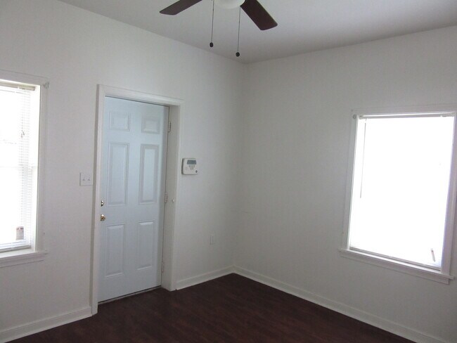 Building Photo - Pegram Street