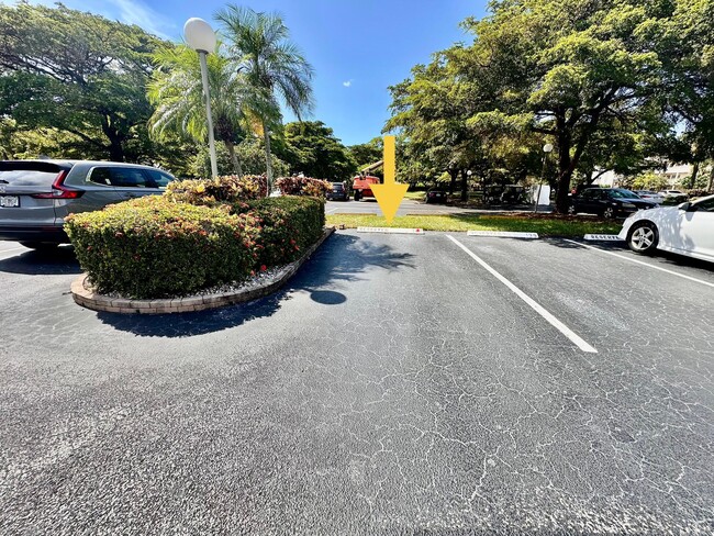 Building Photo - 1805 Eleuthera Point